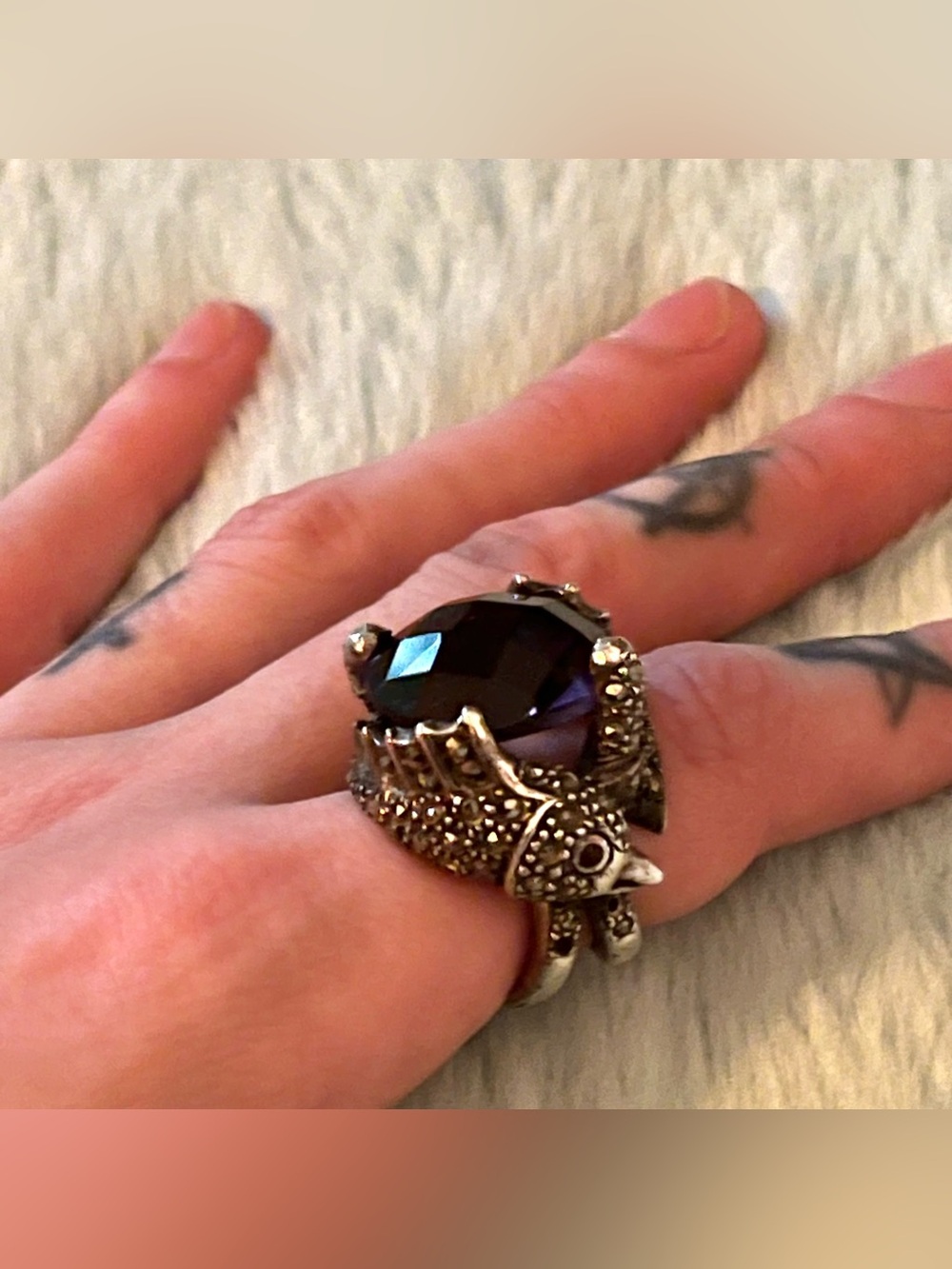 Vintage sterling silver marcasite amethyst fish ring 5